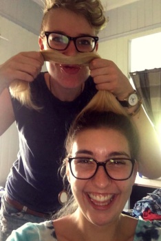 Jess und ich spielen Friseur! ;)